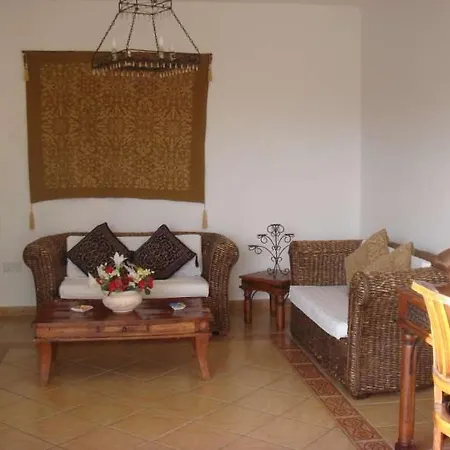 Sleeps 4 Pool Wifi Puerto Calero